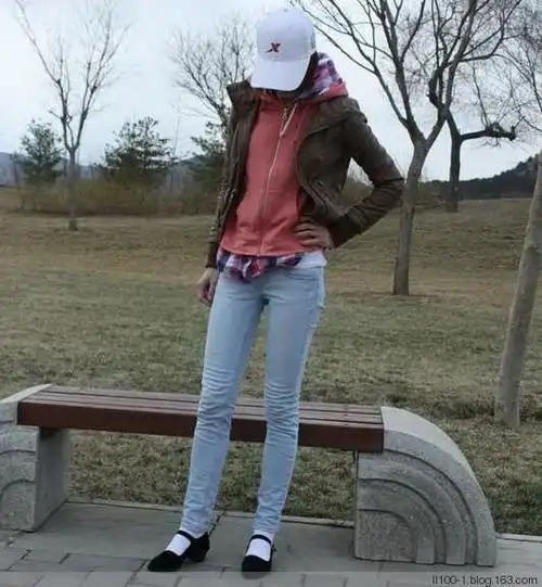 【布鞋情怀】布鞋美足诱惑(配牛仔裤)(128p)