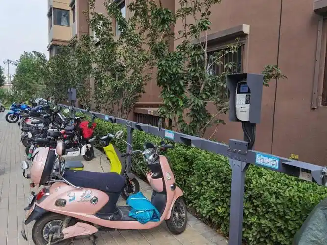 说了算海棠苑蓄电池火灾事故的发生防止电动自行车及电动自行车充电