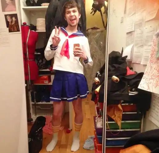 sexyboy已上线男士迷你裙革命