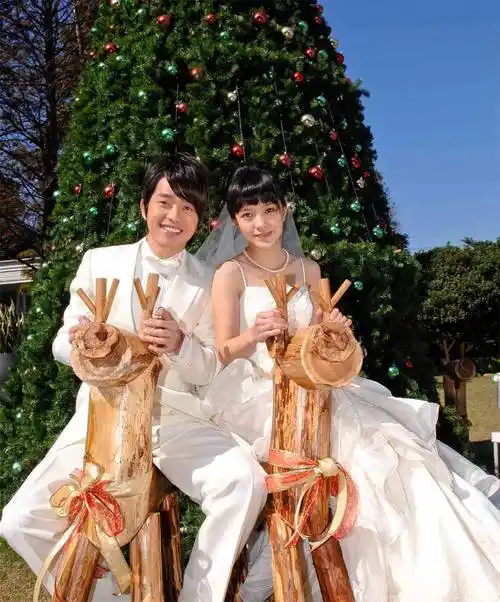 "优格女孩"郭采洁的坎坷爱情,和她背后的4个男人_事业_绯闻_电影