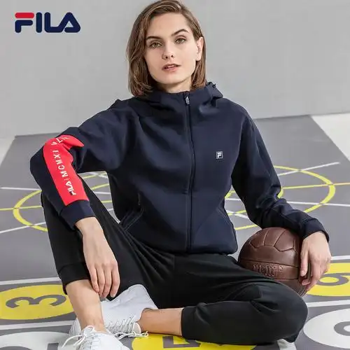 fila斐乐女外套2019春季新款休闲运动服时尚防风针织连帽外套女服_有