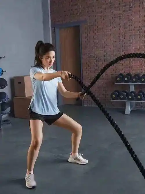 2023新年愿望:"壮"成刘亦菲_运动_身材_肌肉