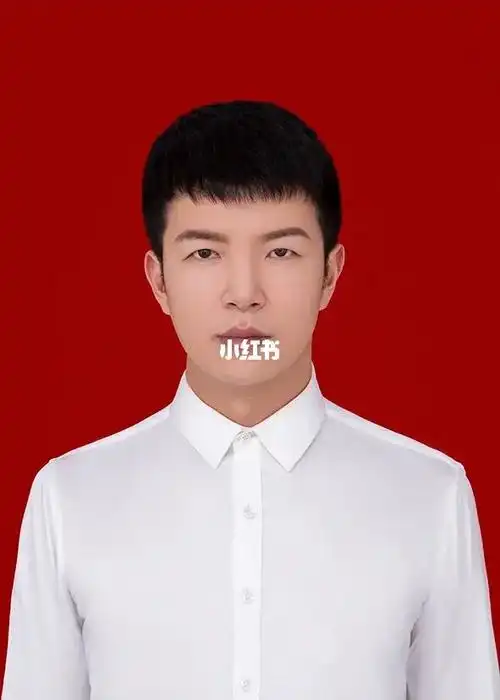 白衬衫拍证件照没毛病吧.用红底也没毛病吧?