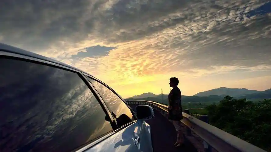 暖心有内涵成熟一点的女生名字成熟有深度的网名