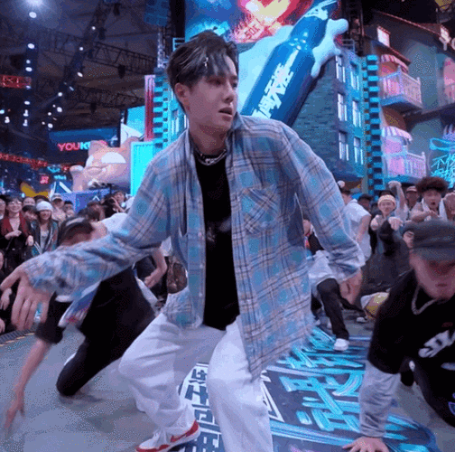 有一种惊艳叫作王一博的女装