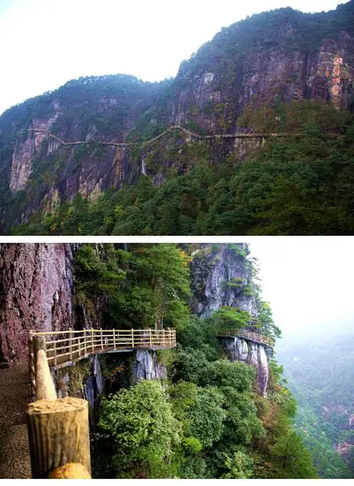 明月山青云栈道 全长约3100米的青云栈道,犹如盘云的游龙