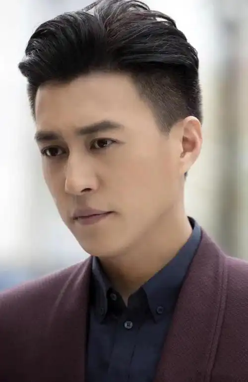 的李逍遥再到车祸之后的梅长苏,我们可以看到胡歌从年轻到成熟的过程