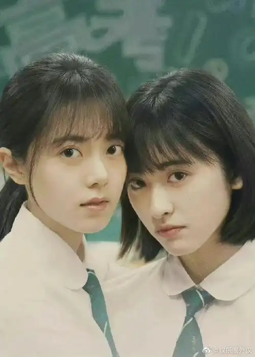 赵今麦沈月同框合照 676767太有女高的感觉了……|赵今麦|沈月