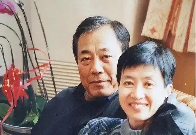 为妻子息影12年,61岁走红|吴敬中|陈宝国|丁志诚|冯恩鹤_网易订阅