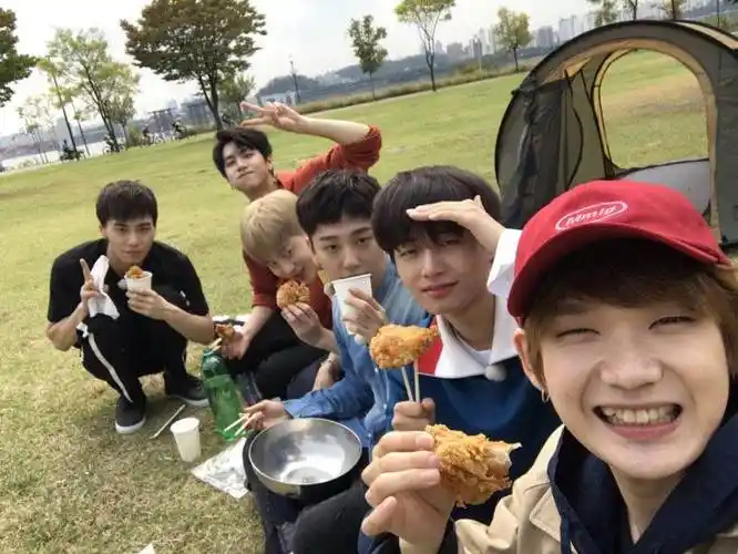 101系最优秀的男团,满载着的是粉丝们的泪水