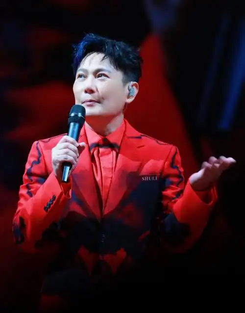 张信哲未来式2.0巡回演唱会