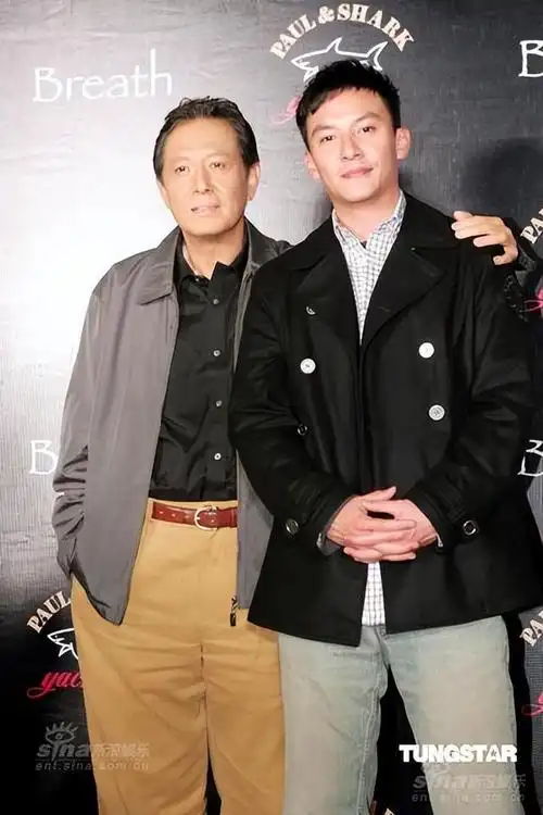 原来他们居然是亲生父子!我不会是最后一个知道的吧?