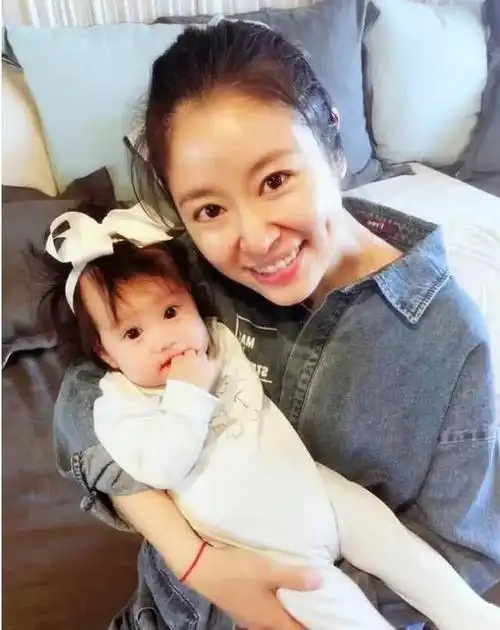 林心如"豪养"女儿,年仅3岁身价超过百亿,富养级别远超王诗龄