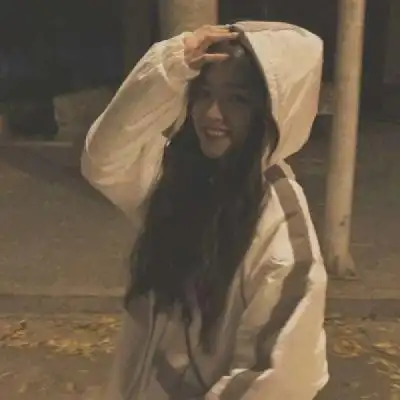 原宿风暗黑系女生头像真人孤独堕落女生头像高冷