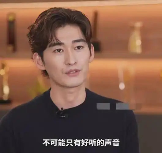 40岁张翰近照曝光冲上热搜!面部沧桑脸部拉垮,首度回应油腻争议