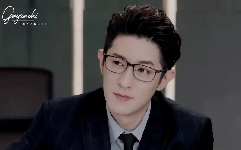 【季肖冰|高访】你见过小说中的"商业精英"吗? 赠:尾田荣八郎