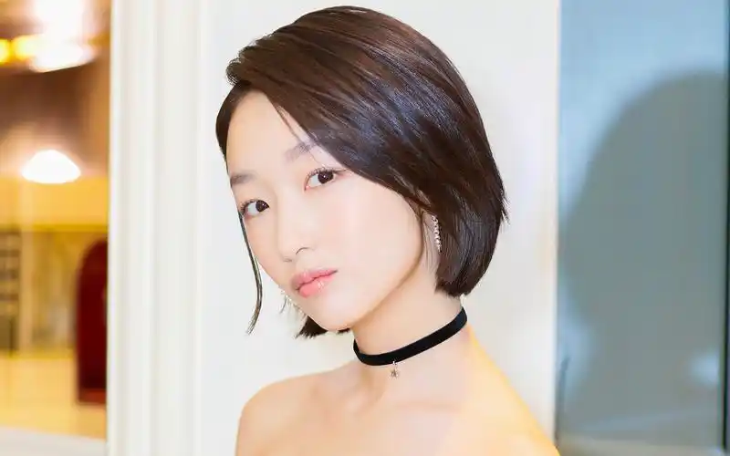 周冬雨甜美漂亮图片桌面壁纸