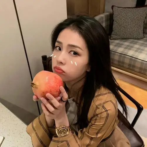 白鹿 の 头像 /图源见logo 676767侵删