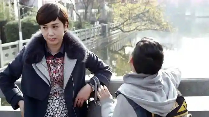 张三李四现身江湖.谢烟客也不是其对手,竟然没能撑过两回合