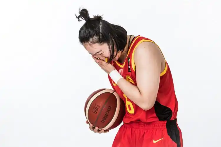 中国女篮官方写真出炉 今晚冲击东京奥运门票