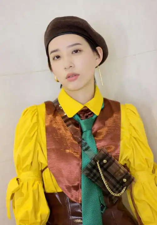 > 李斯丹妮清爽干净写真图片(3/5)