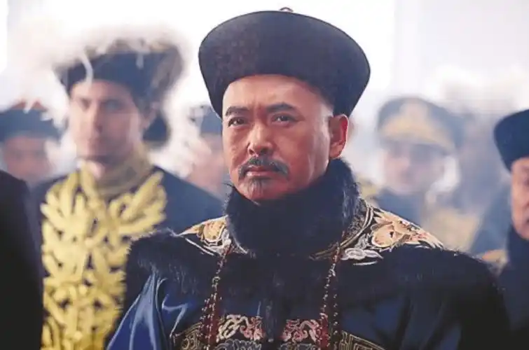 原创袁世凯已是民国大总统集各种大权于一身为何还非要称帝