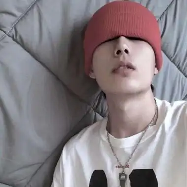 干净又帅气的男生头像