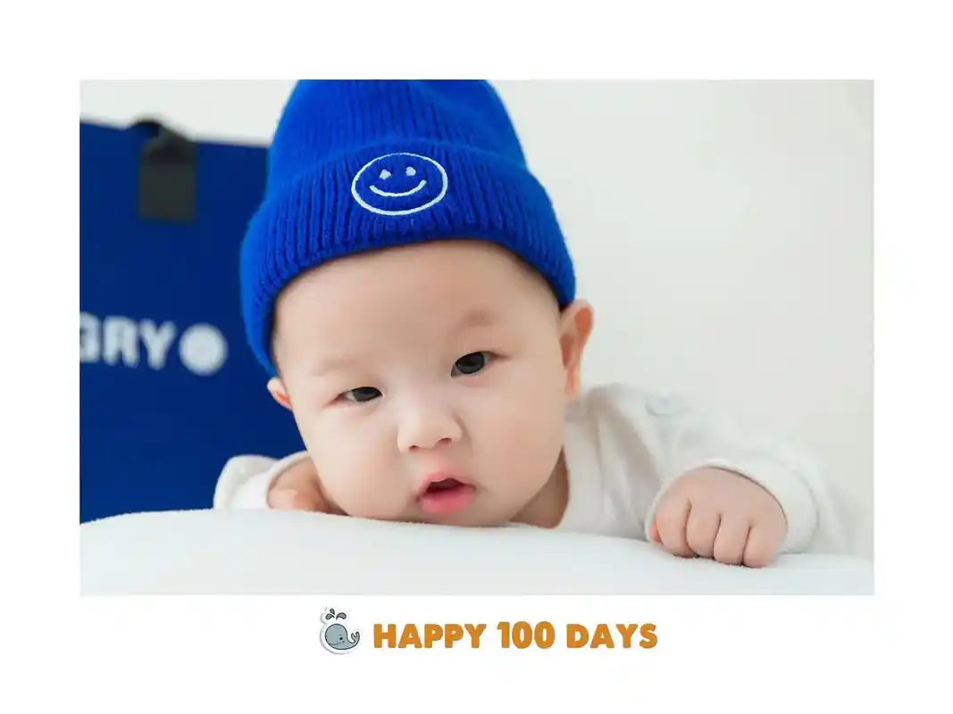 新生儿摄影 #百天照 #当然要拍照记录啊 你是爸妈不期而遇 - 抖音