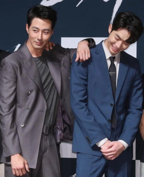 赵寅成想和朴宝英合作,谈李光洙当主角不太合适,如今携新剧回归