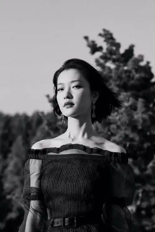 从国际超模到电影女神凭什么杜鹃的美那么高级