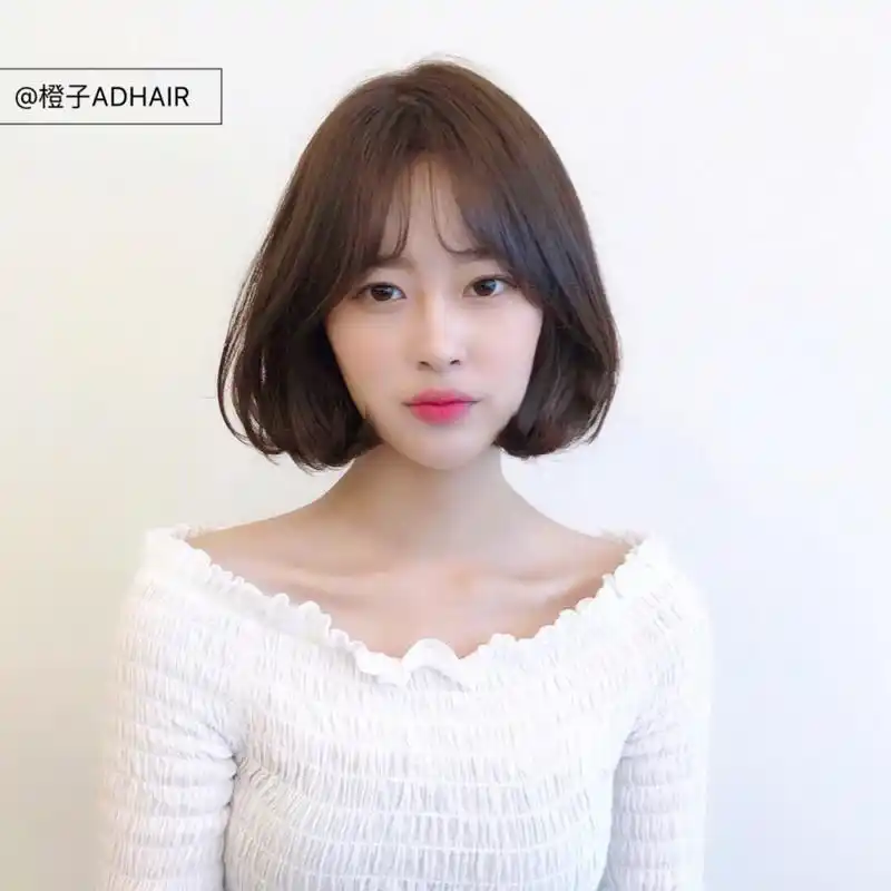 短发气垫烫 八字刘海 空气刘海 减龄短发 瘦脸短发 内扣短发 短发发型