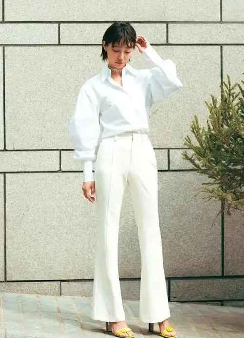 白百何低调现身穿一身老土牛仔装实力演绎土到极致就是潮