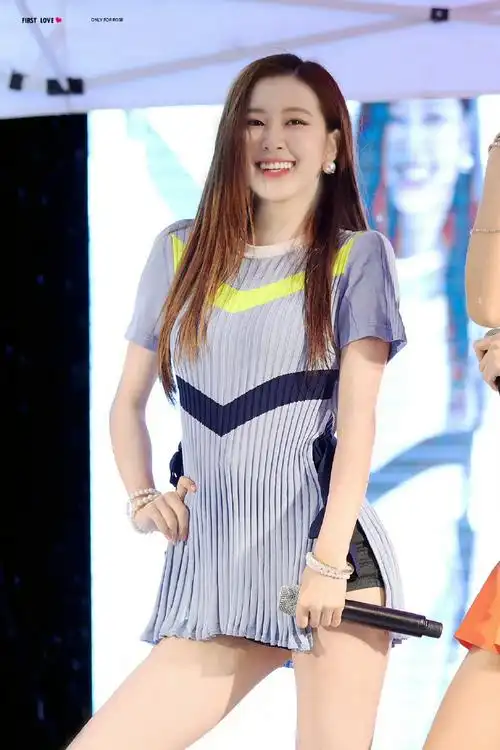 朴彩英软萌甜肉##朴彩英主唱之光