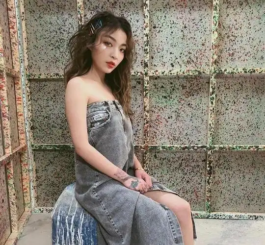 化身清纯系rappervava素颜真面目曝光网友赞以后别化妆了