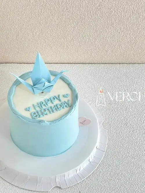 代表祝福的千纸鹤蛋糕