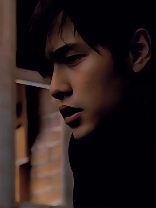 "今天是周杰伦《11月的萧邦》专辑发行18周年,18年前你在做什么呢?