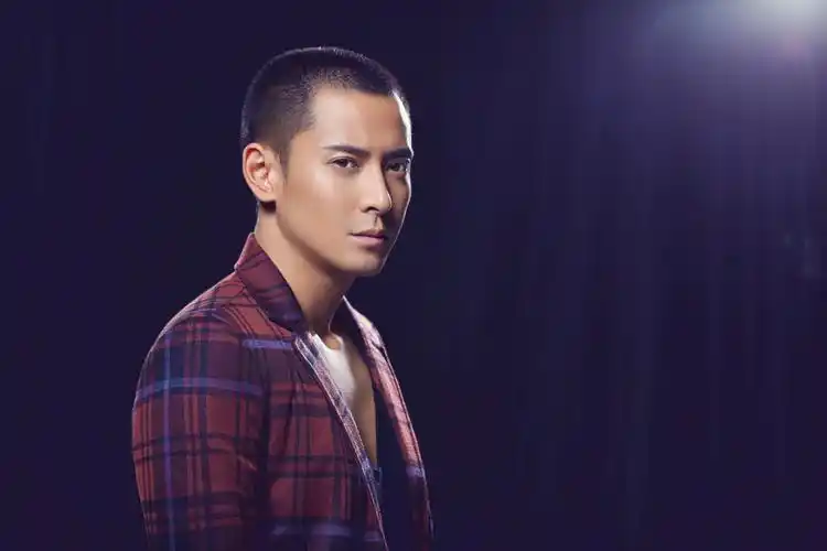 关注  人物 摄影 明星 韩栋 评论 收藏