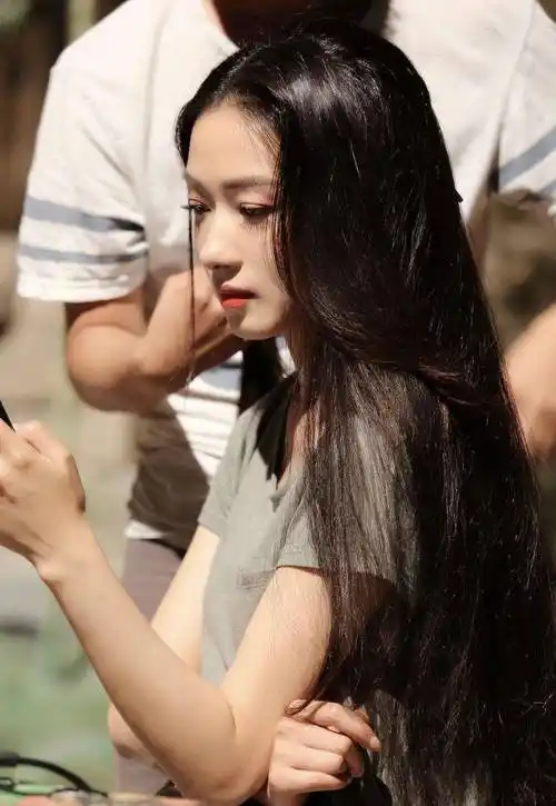 这4位女星的美鼻,哪怕有小缺点也很美_五官_赵丽颖_董洁