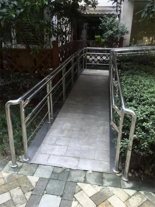 不锈钢残扶栏杆01