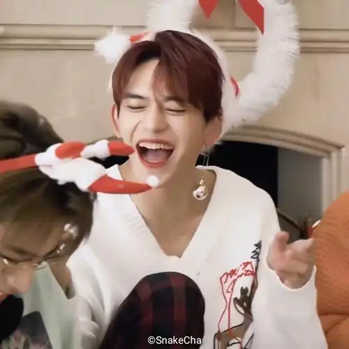 黄旭熙头像lucas