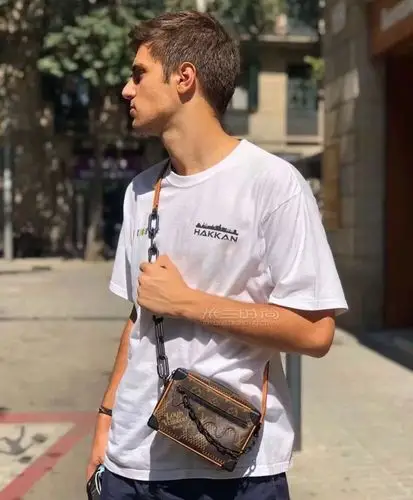 lvnigo联名系列盒子包吴亦凡同款mini软盒子老花斜跨box链条男包模特