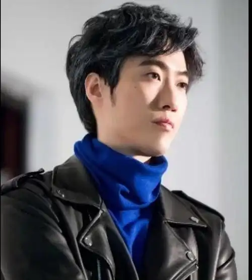 37岁开心麻花成员常远宣布当爸儿子已经出生100日