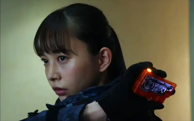 【4k】假面骑士valkyrie61刃唯阿 全形态变身 必杀合集