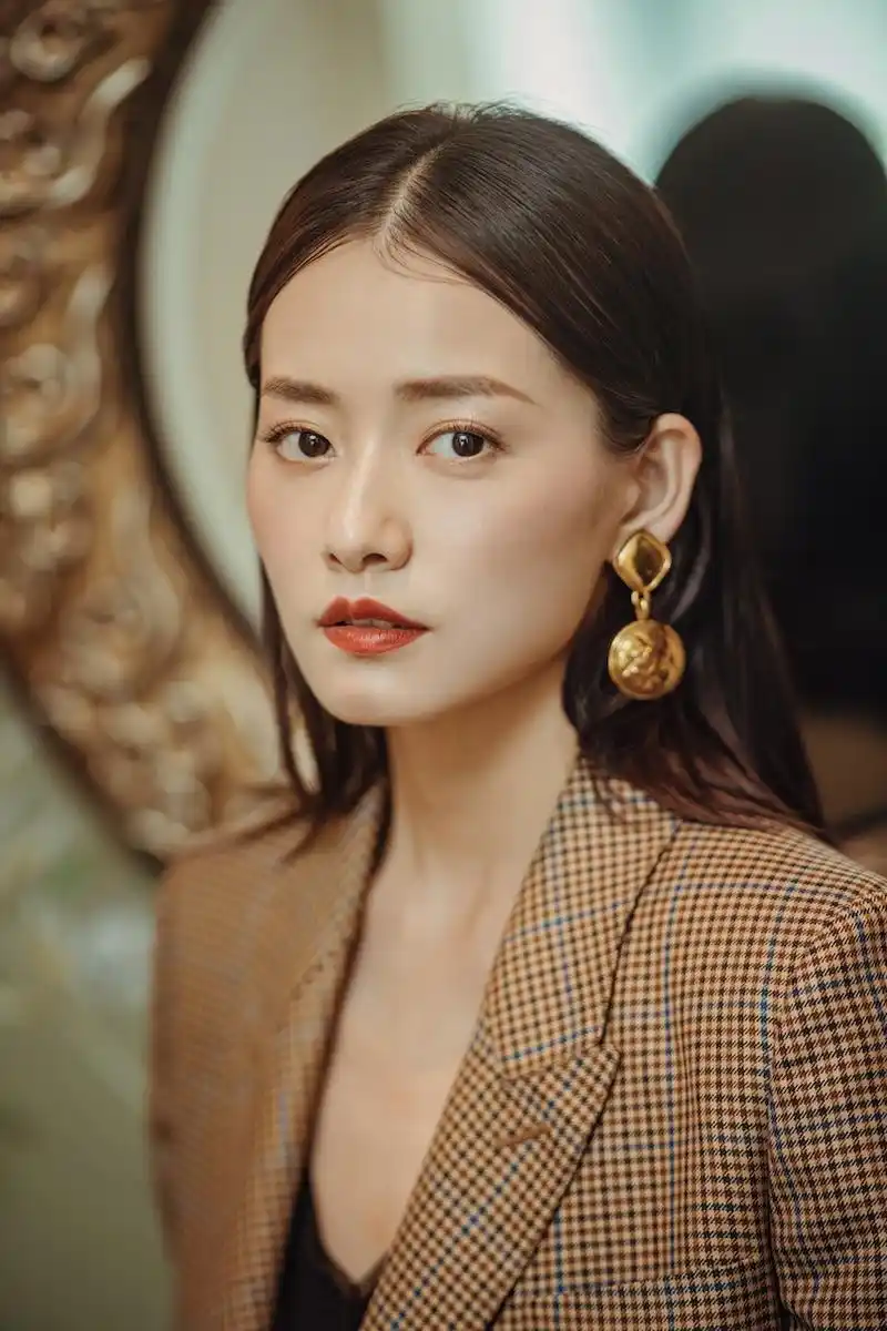 柴碧云品牌活动照图片