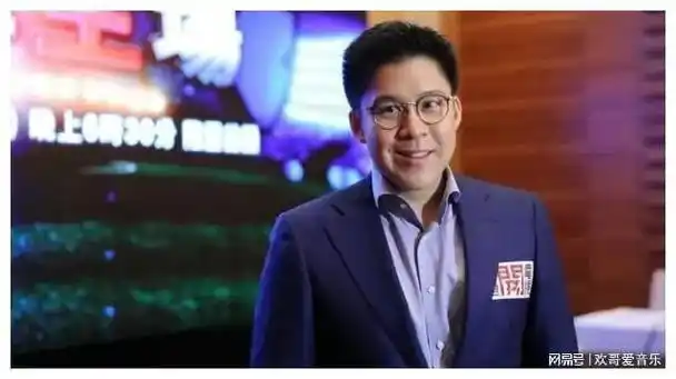 霍中曦身高惊人,竟和妈妈郭晶晶齐肩|霍启刚|霍震霆_网易订阅