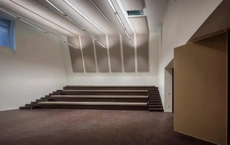 苏瓦松音乐舞蹈中心灯光设计