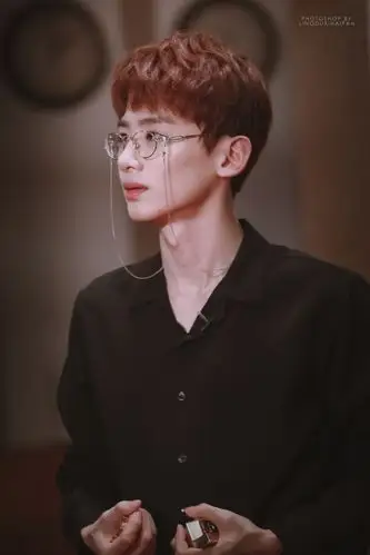 白敬亭 明星大侦探