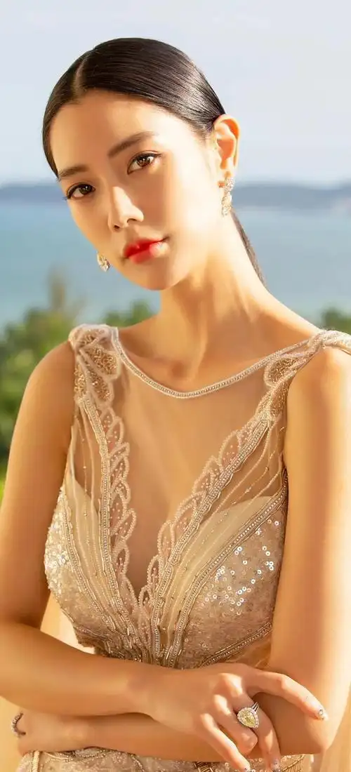 亚洲第一美女克拉拉写真大片