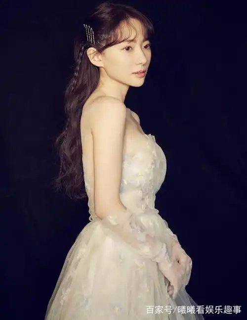 《爱情公寓》中的诺澜,这么多年过去了,颜值简直没发生变化!