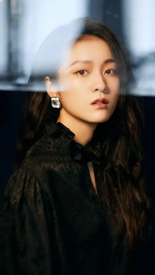 冷艳御姐张雪迎